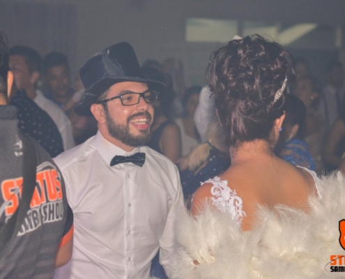 Casamento Adriza e Vitor 18-11-20170011 Noivo e Noiva Curtindo um Samba