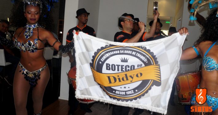 Evento Roberta 24 Bandeira Personalizada - Pavilhão Bandeira Personalizada - Pavilhão - Boteco Didyo