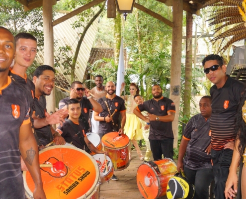 Casamento Elton e viviane 21-01-20180004 Equipe Reunida antes de começar mais um evento - Status Samba Show