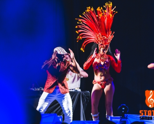 Show Claudia Leite My Carnaval - Mulata e Malandro Ulisses Fenix e Jessica Bueno