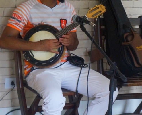Roda de Samba - Alexandre 11-03-20230061 Caue Banjo